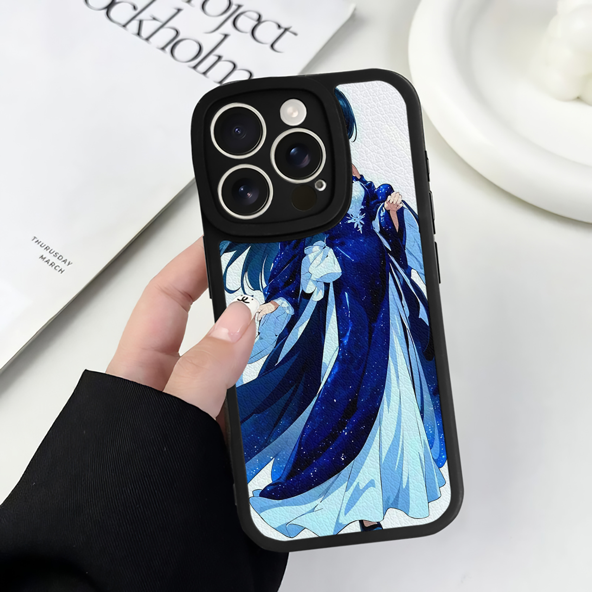 薬屋のひとりごと The Apothecary Diaries 【iPhone 16シリーズ対応】シリコンスマホケース（レザー調） 材質：シリコン